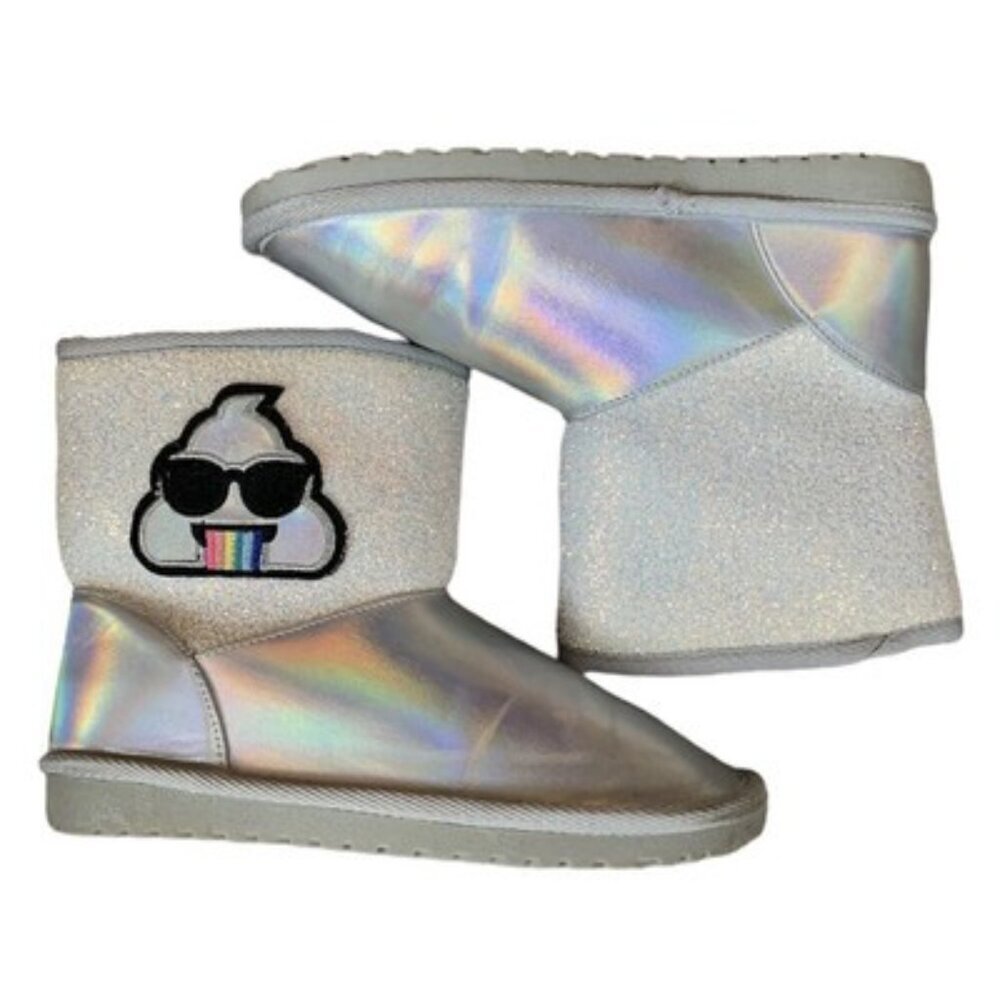 The Childrens Place Sz 5 Y Chalet Boots Faux Fur Lined Silver Holographic Emoji